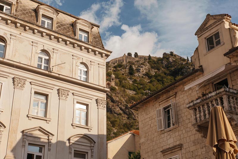 Иностранцы вложили 1,5 млрд евро в недвижимость Черногории 7 Иностранцы вложили 1,5 млрд евро в недвижимость Черногории - 3