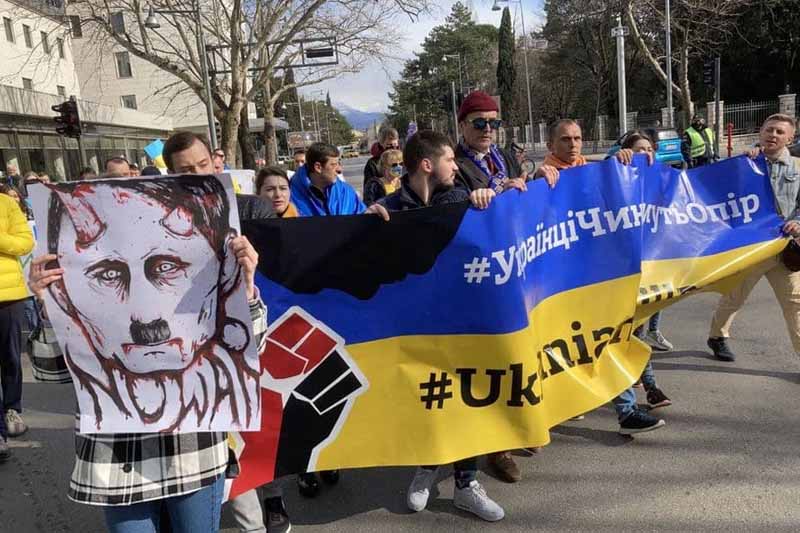 Митинг в Подгорице в поддержку Украины 8 Митинг в Подгорице в поддержку Украины - 8