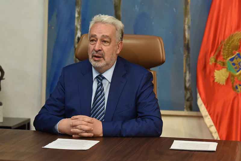 Парламент Черногории вынес вотум недоверия правительству 3 Парламент Черногории вынес вотум недоверия правительству - 3