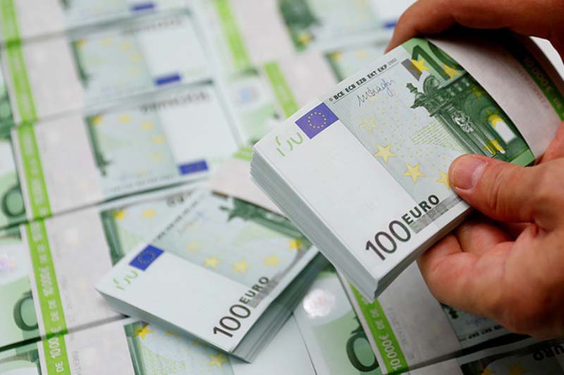 Жители Черногории смогут вложить деньги в государственные облигации: доходность свыше 3% 1 Жители Черногории впервые смогут вложить деньги в государственные облигации: доходность свыше 3%