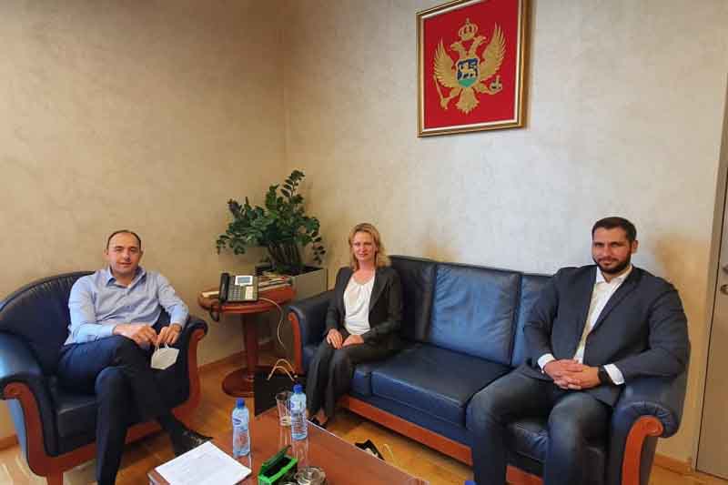 Первые рейсы из Украины стартуют с 1 декабря 2 Первые рейсы из Украины стартуют с 1 декабря - 2