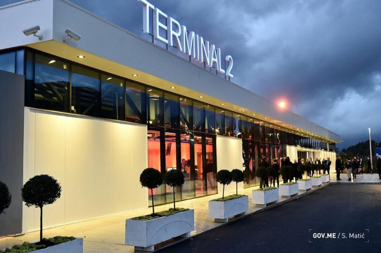 Аэропорты Черногории направят 4,12 млн евро прибыли на развитие авиасообщения 1 Аэропорты Черногории направят 4,12 млн евро прибыли на развитие авиасообщения