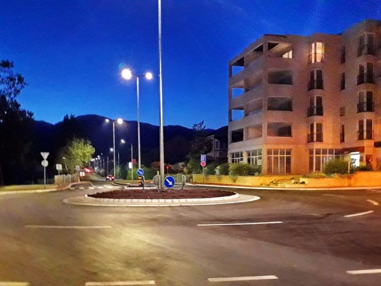 Завершено строительство второй кольцевой развязки в Тивате 9 Завершено строительство второй кольцевой развязки в Тивате - 9