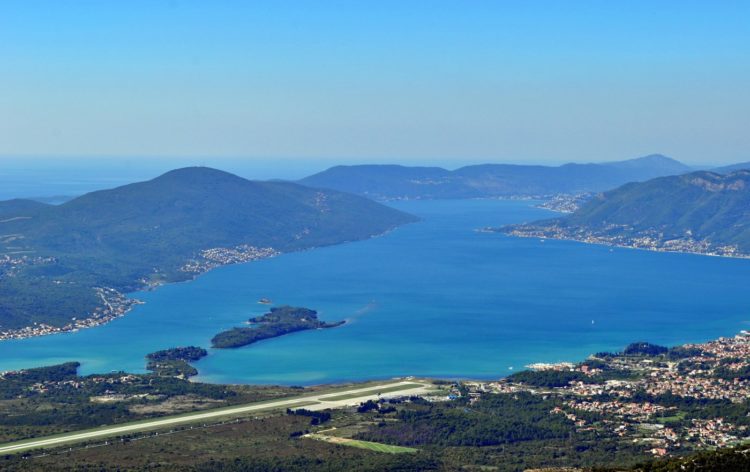 С 20 мая откроются аэропорты Черногории 3 С 20 мая откроются аэропорты Черногории - 2