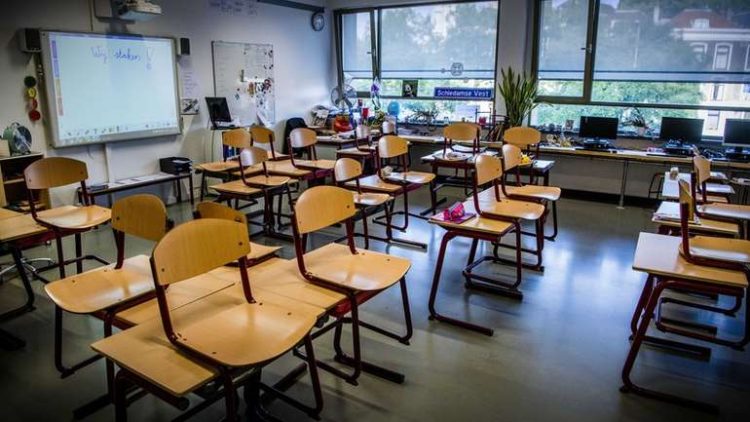 850 000 евро инвестировано в 24 школы по всей Черногории 6 850 000 евро инвестировано в 24 школы по всей Черногории - 6