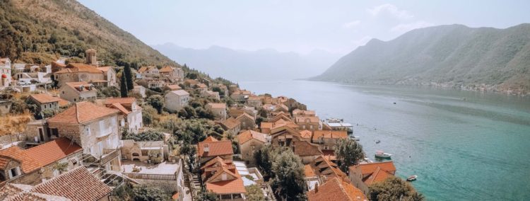 Полное руководство по расходам на недвижимость в Черногории (2025): для инвесторов и покупателей