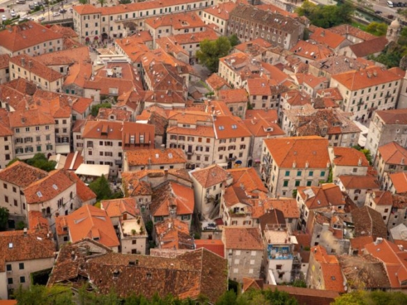 Полное руководство по получению ВНЖ в Черногории в 2025 году: основания, процедуры и путь к ПМЖ 1 Полное руководство по получению ВНЖ в Черногории в 2025 году: основания, процедуры и путь к ПМЖ