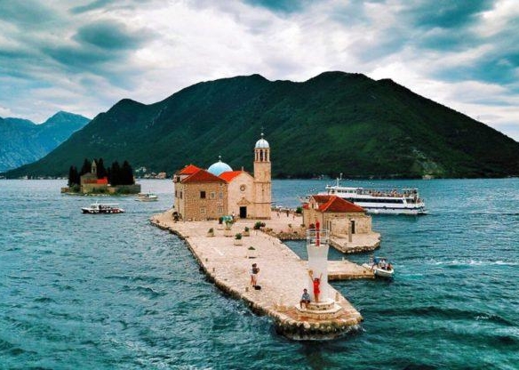 Черногория вошла в список самых красивых стран мира - 4