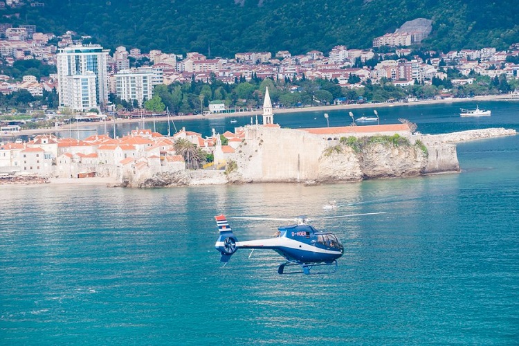 В Черногории растет спрос на вертолетные экскурсии 9 В Черногории растет спрос на вертолетные экскурсии - 9