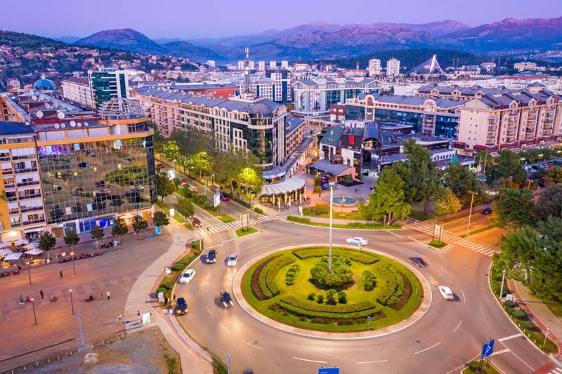 Рекордный рост иностранных компаний: почти 30 000 фирм, из них почти 10 000 турецких 4 Рекордный рост иностранных компаний: почти 30 000 фирм, из них почти 10 000 турецких