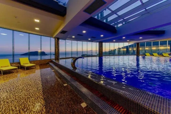 Kondominium 1 Schlafzimmer 77 m² Budva, Montenegro