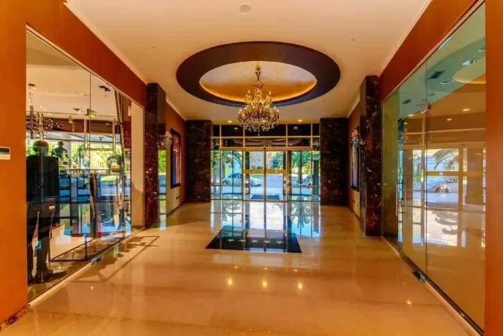 Kondominium 1 Schlafzimmer 77 m² Budva, Montenegro