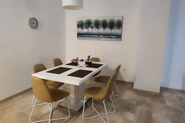 Kondominium 1 Schlafzimmer 77 m² Budva, Montenegro