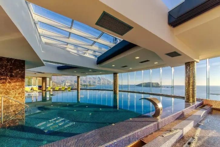 Kondominium 1 Schlafzimmer 77 m² Budva, Montenegro