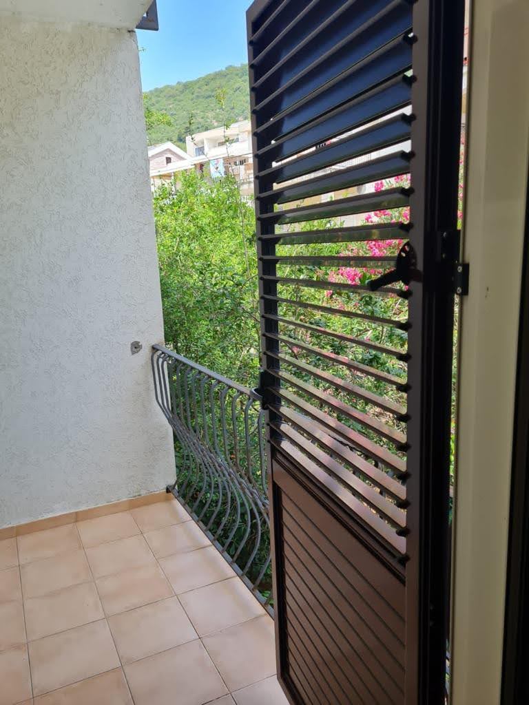 1 bedroom apartment 71 m² Petrovac, Montenegro