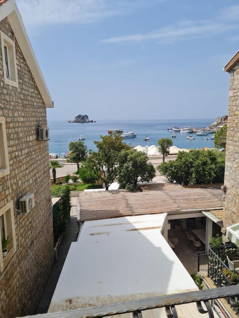 1 bedroom apartment 71 m² Petrovac, Montenegro