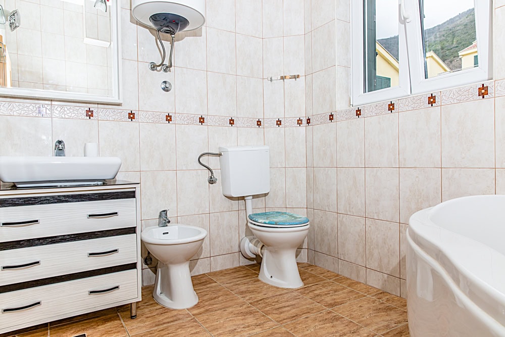 Кондо 3 спальни 99 м² Дженовичи, Черногория