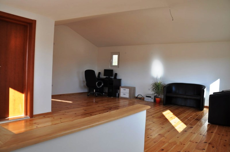 Casa 5 habitaciones 300 m² Lustica, Montenegro
