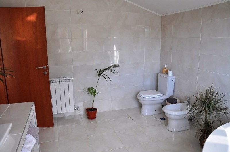 Casa 5 habitaciones 300 m² Lustica, Montenegro
