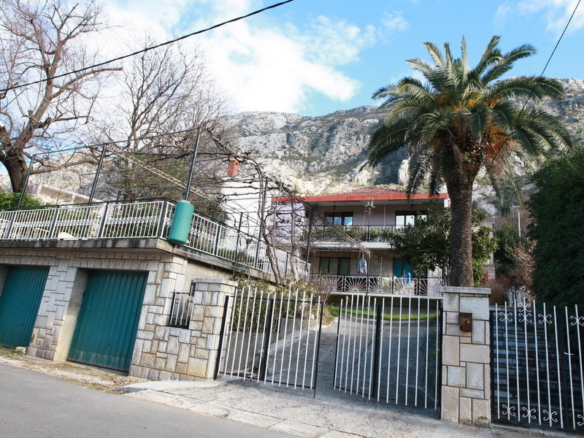 Дом в Доброте №538 - 12