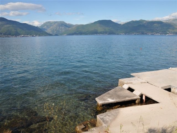 Участок в Крашичи №404 6 Участок в Крашичи №404 - 6