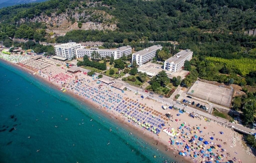 Sutomore Beach, Montenegro. Фото: montenegro.org