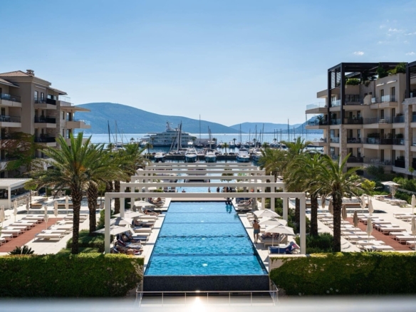 Квартира в Порто Монтенегро №3007 4 Квартира в Тивате в Porto Montenegro — здание Elena