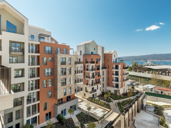 Квартира в Порто Монтенегро №3023 10 Современная и светлая квартира с двумя спальнями в доме Ostro, в составе нового квартала Boka Place, Porto Montenegro, в Тивате