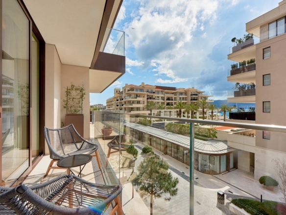 Квартира в Порто Монтенегро №3024 8 Просторная квартира с двумя спальнями и видом на море в здании Elena, Porto Montenegro, в Тивате