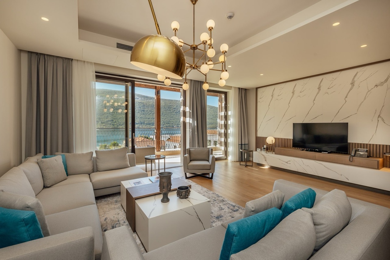 imgi_9_4-Herceg-Novi-Portonovi-–-two-bedroom-duplex-penthouse-with-a-rooftop-terrace-and-swimming-pool-min — крупный размер