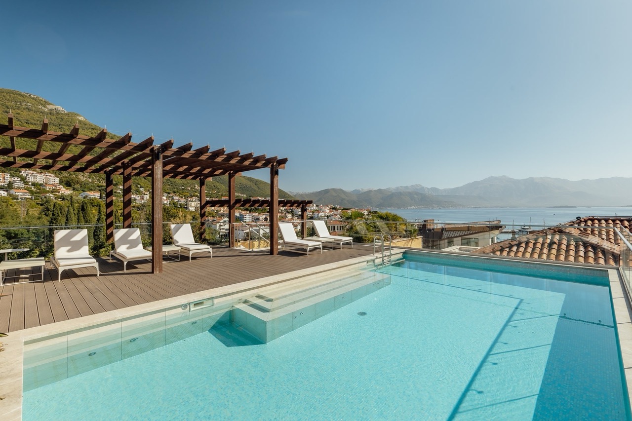 imgi_24_19-Herceg-Novi-Portonovi-–-two-bedroom-duplex-penthouse-with-a-rooftop-terrace-and-swimming-pool-min — крупный размер