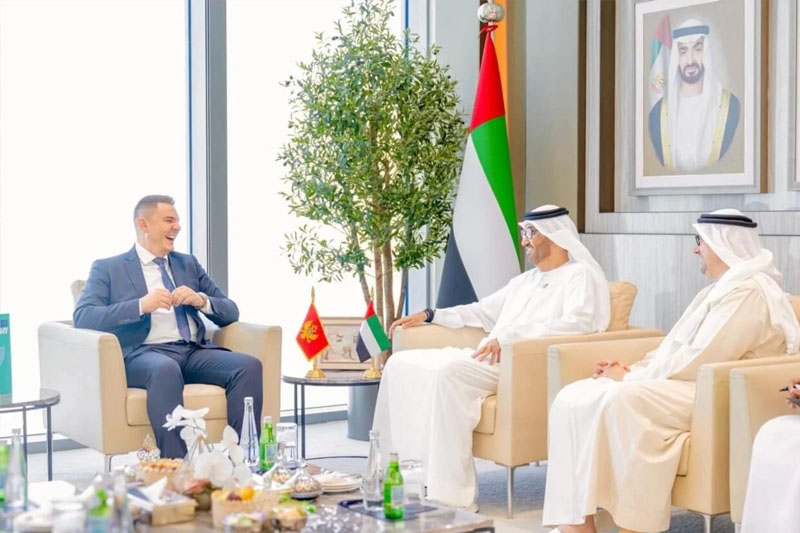 Арабские инвесторы проявляют интерес к энергетике Черногории и проектам устойчивого развития 3 Такие проекты, в свою очередь, могут привлечь новых инвесторов, ориентированных на долгосрочные программы устойчивого развития и модернизацию энергетической инфраструктуры. Подобный приток капитала способен не только повысить уровень энергетической независимости Черногории, но и ускорить её экономический рост, создав дополнительные рабочие места и усилив международное сотрудничество в стратегически важных отраслях.