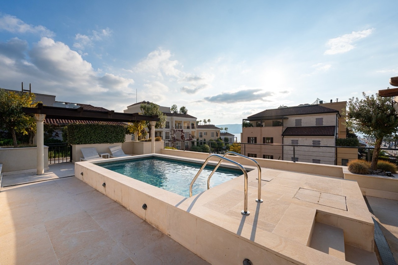 imgi_13_Luksuzan-apartman-u-Porto-Montenegro-2 — крупный размер