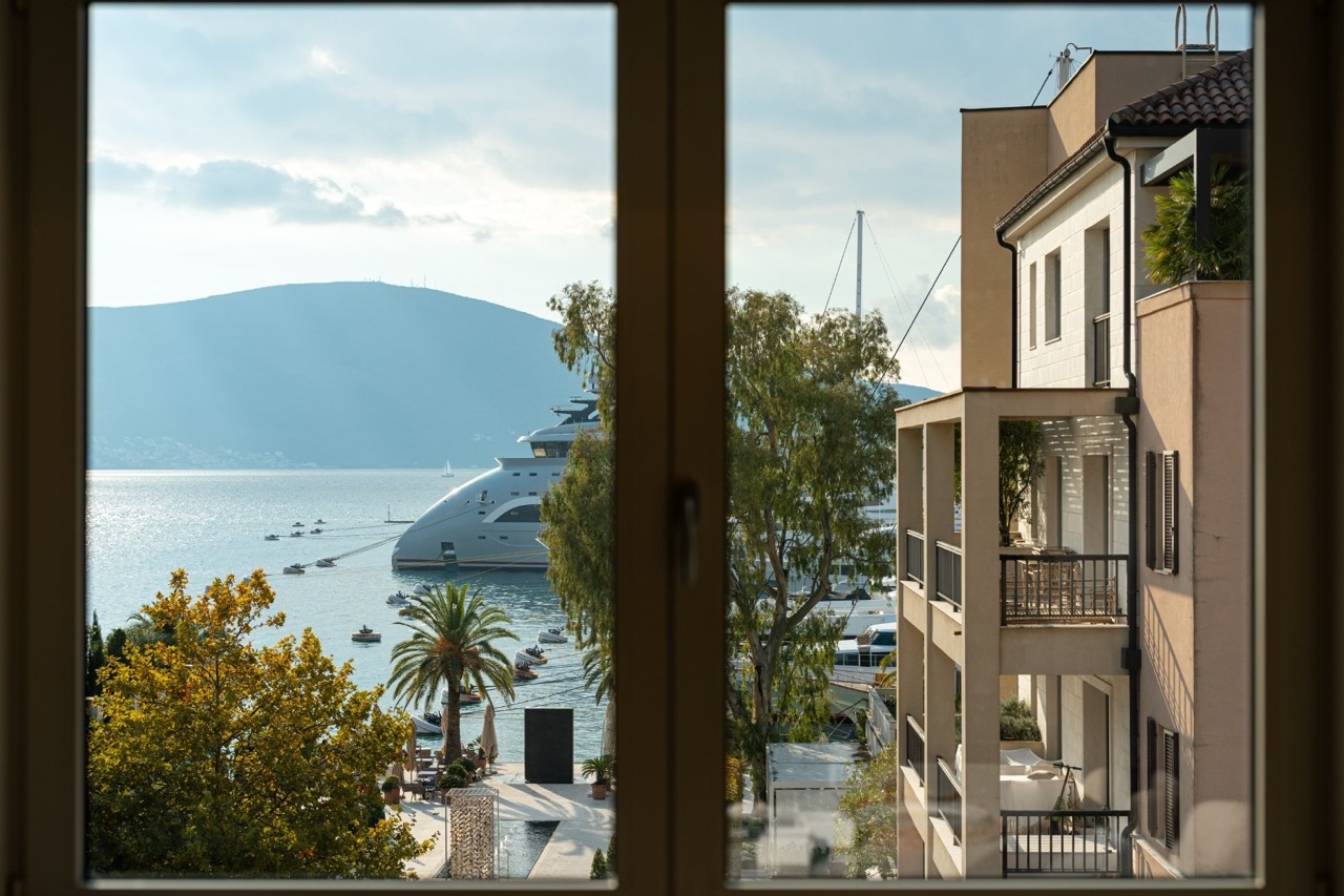 imgi_37_Luksuzan-apartman-u-Porto-Montenegro-30 — крупный размер