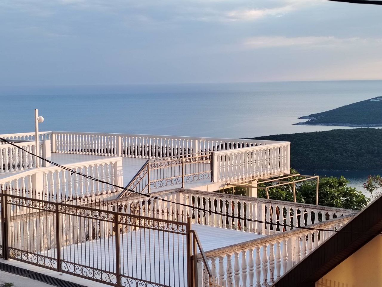 photo_2025-03-12_09-53-54