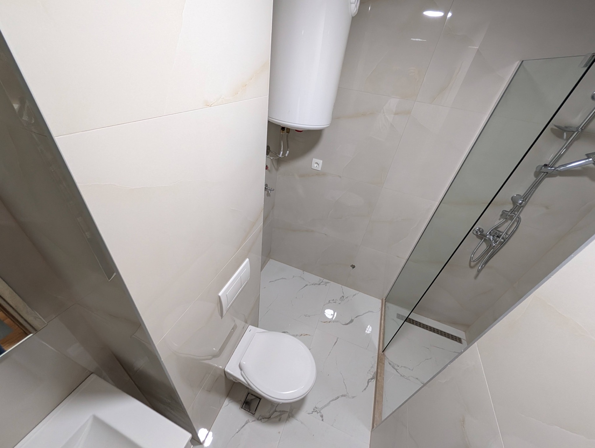 PXL_20251105_084029889