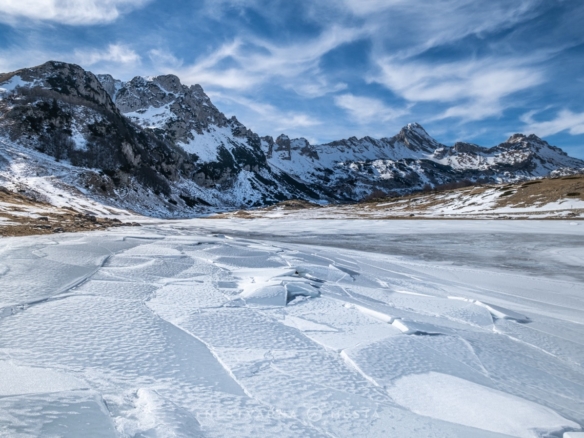 Чем заняться в Черногории зимой: гид по горнолыжным курортам и уютному побережью 2025/2026