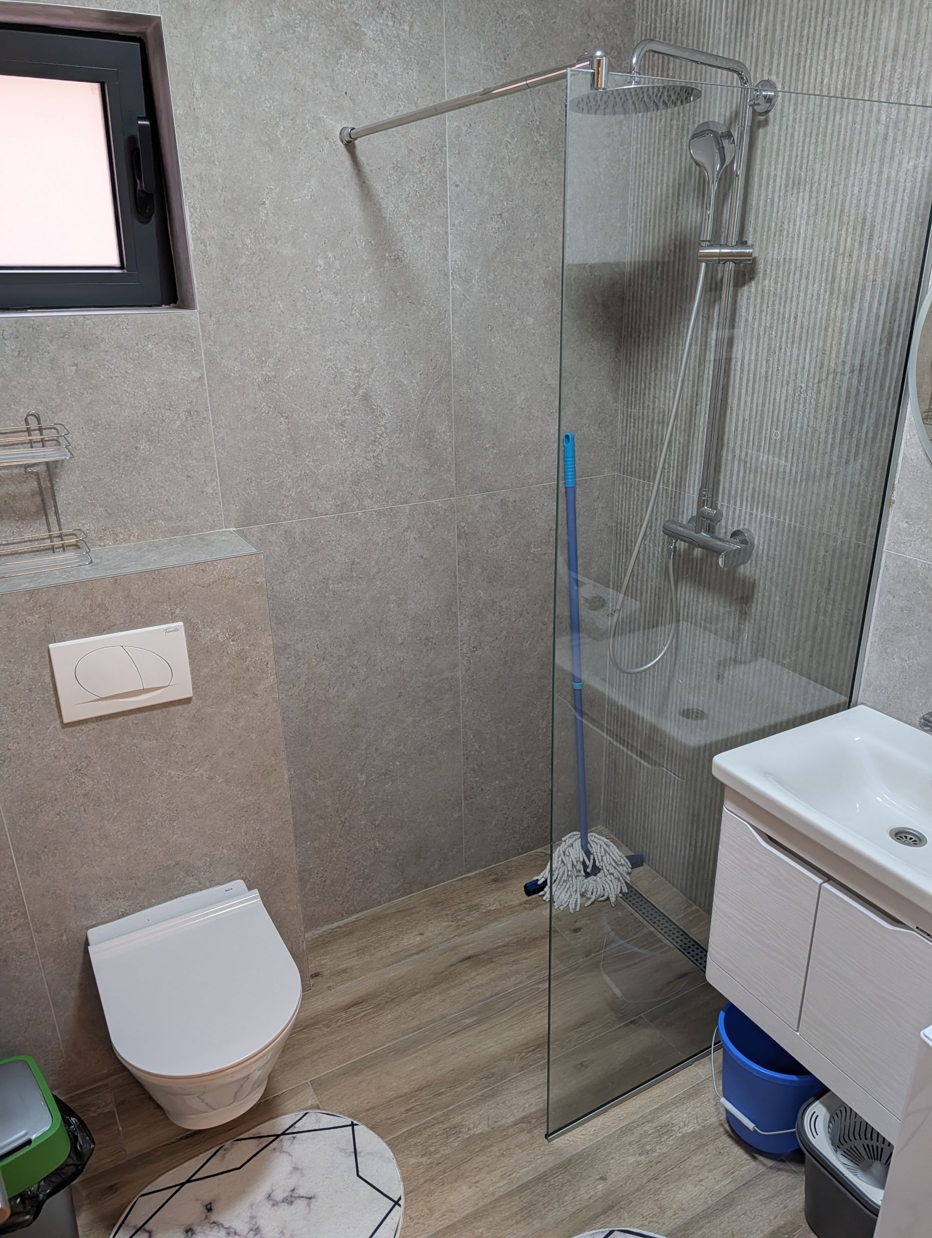 PXL_20251205_112116556