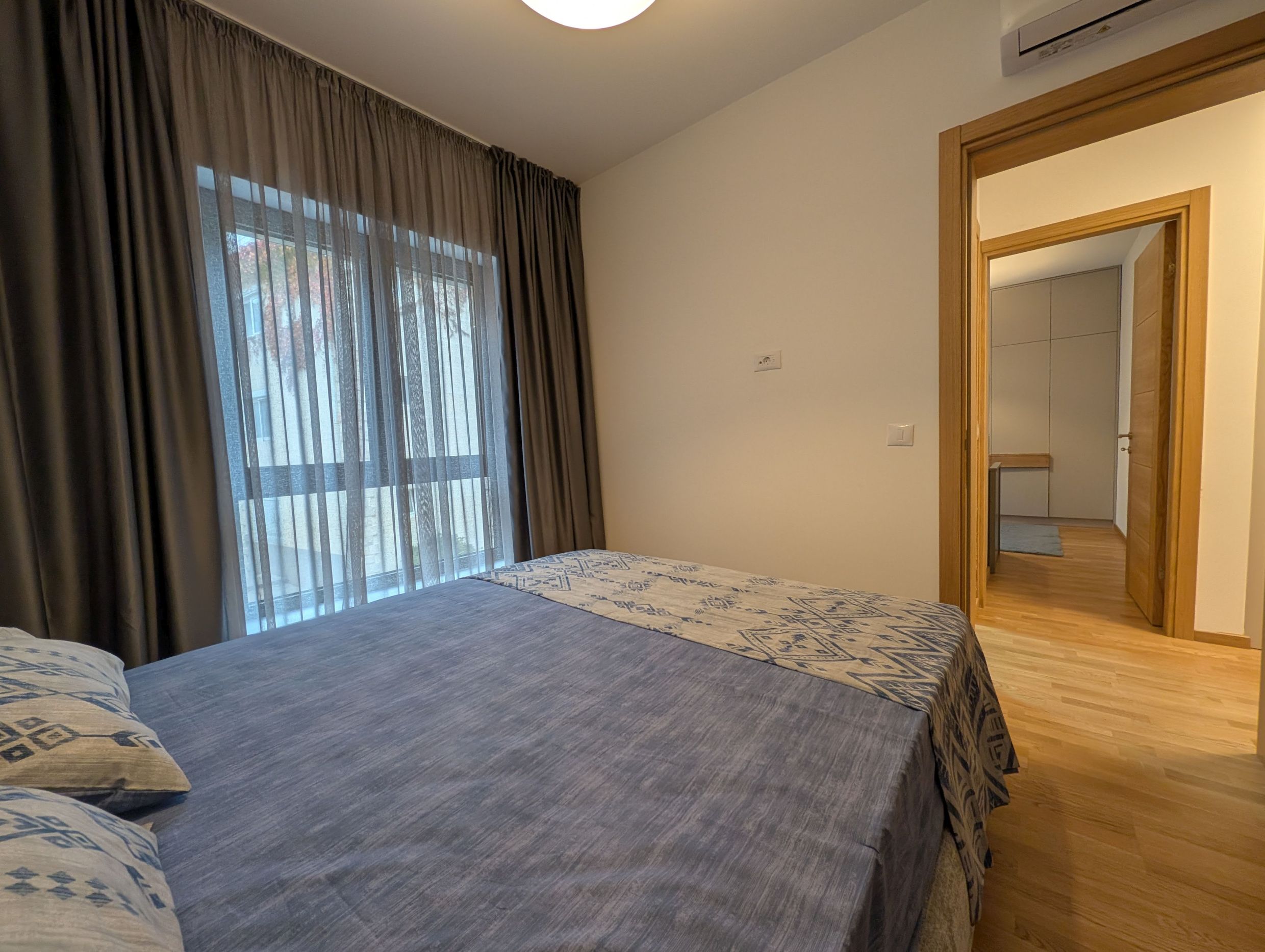 PXL_20251205_111830936