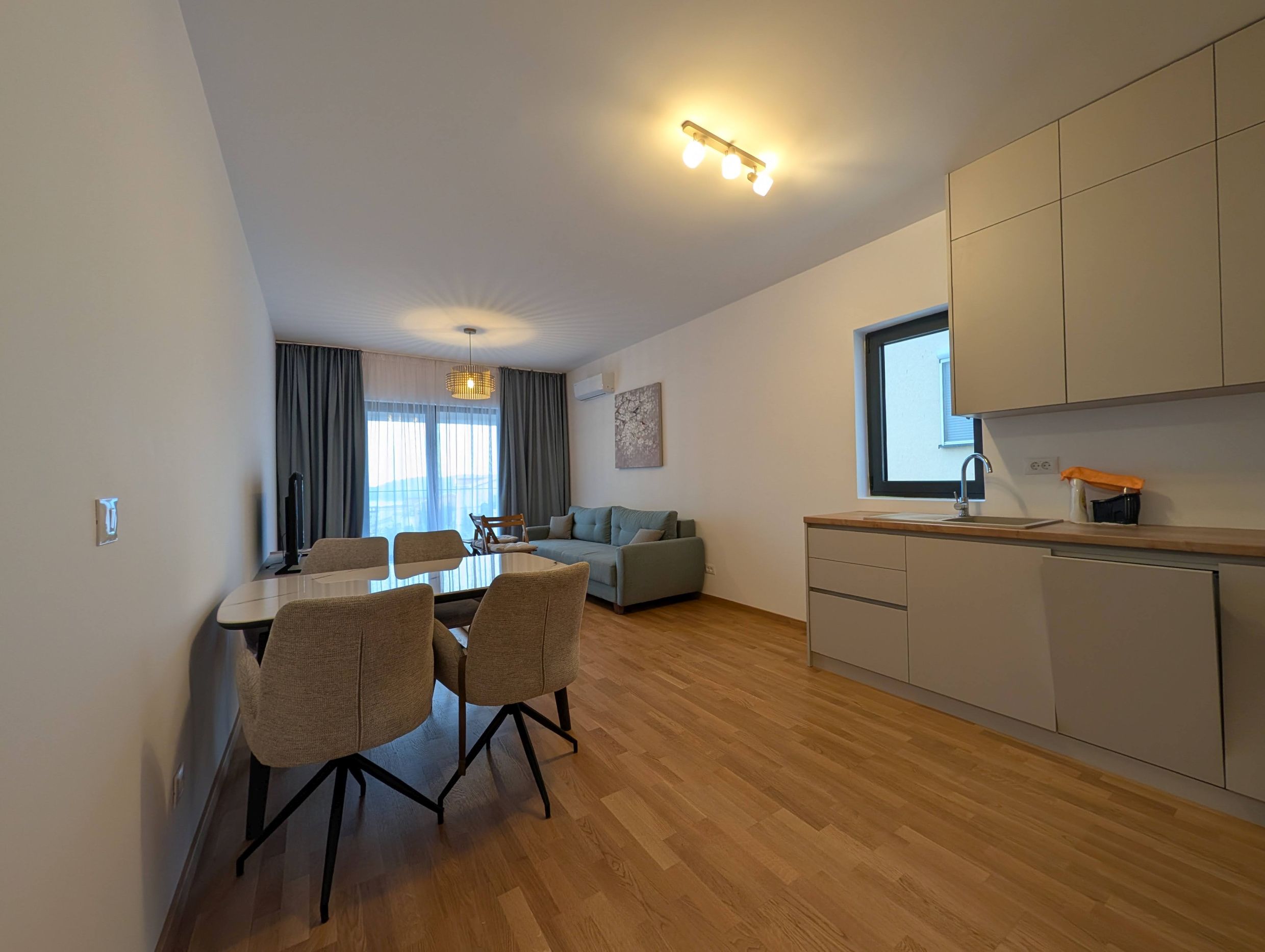 PXL_20251205_111702679