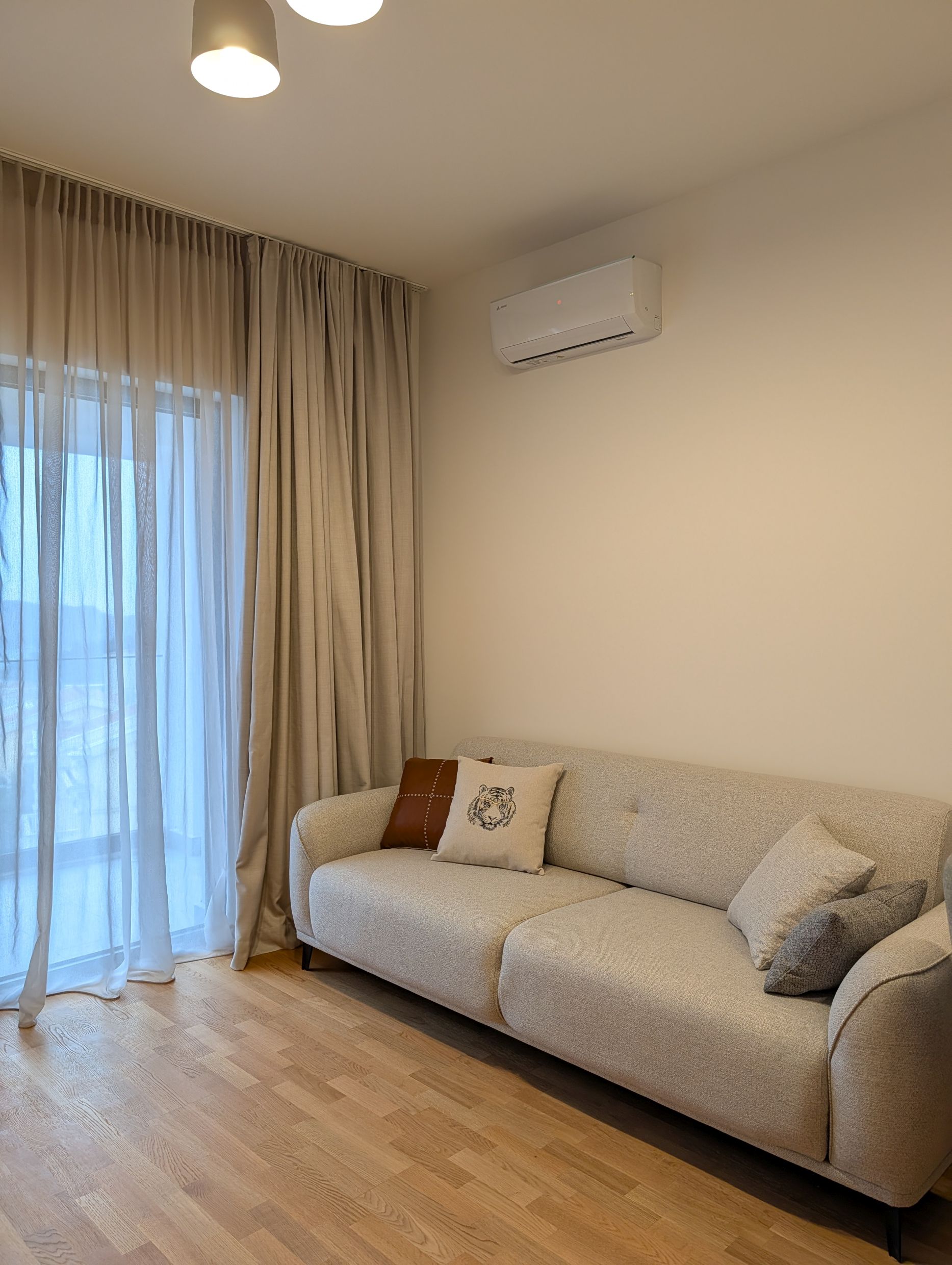 PXL_20251205_113756603