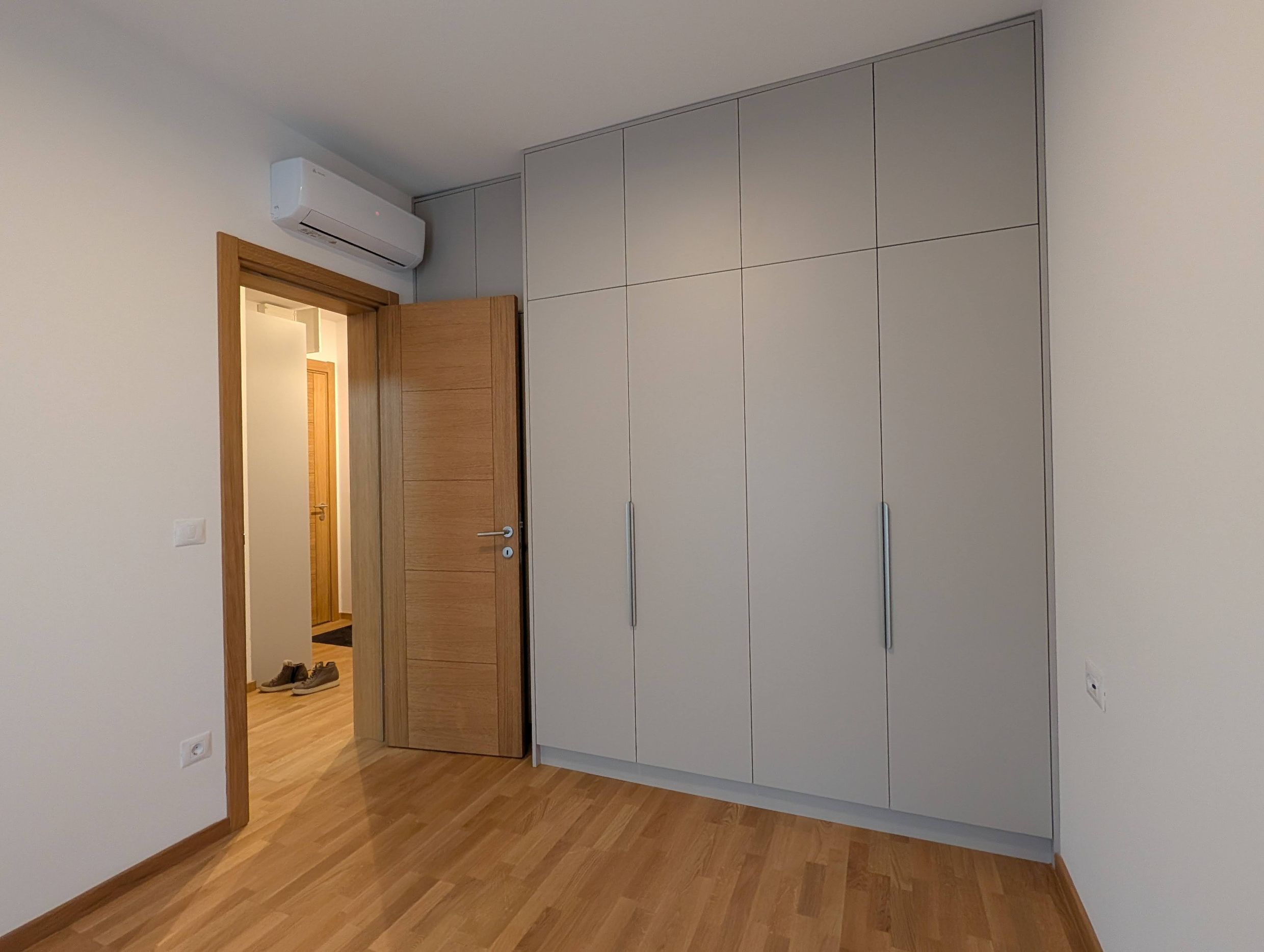 PXL_20251205_113443670