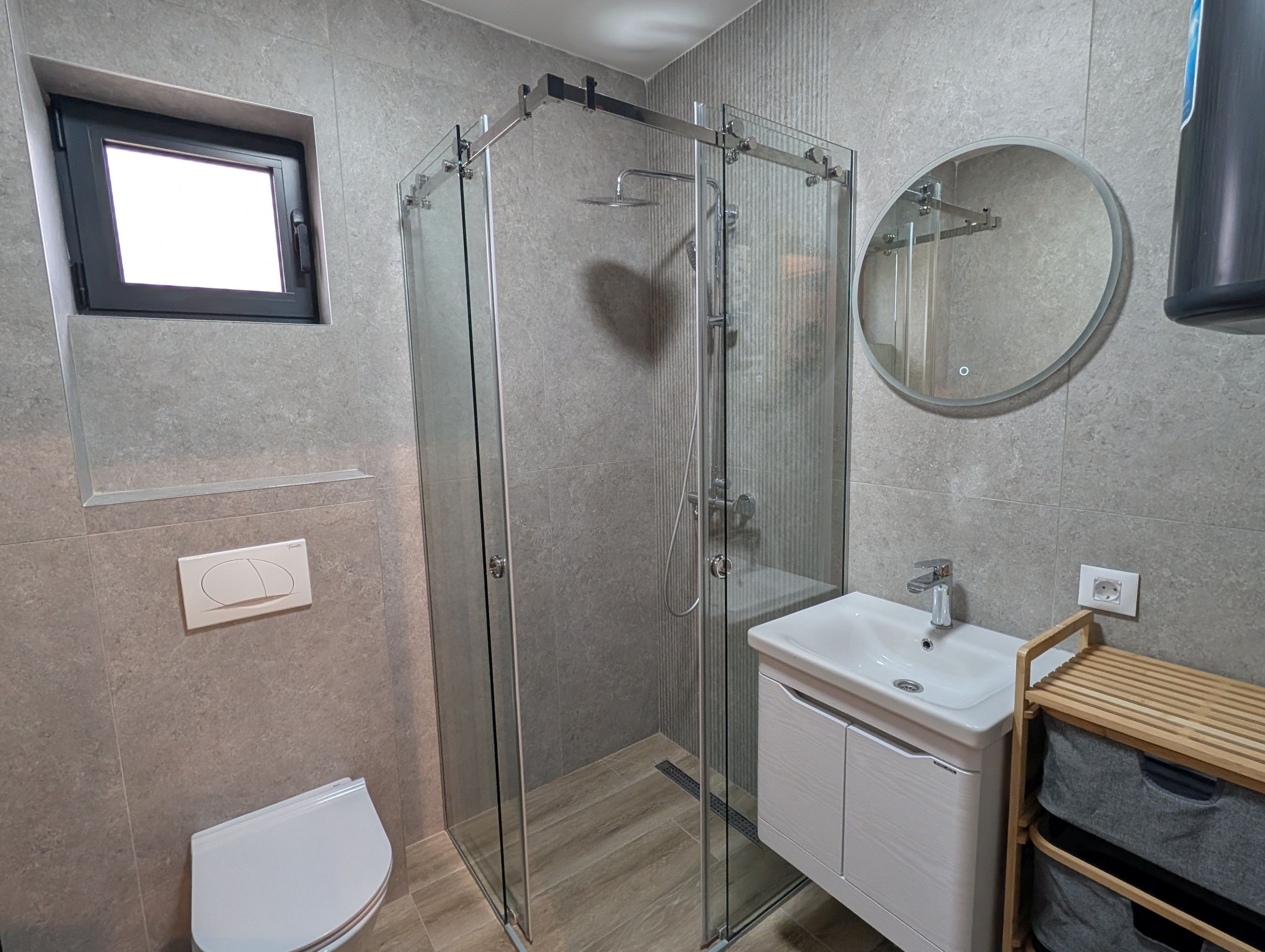 PXL_20251205_113339656