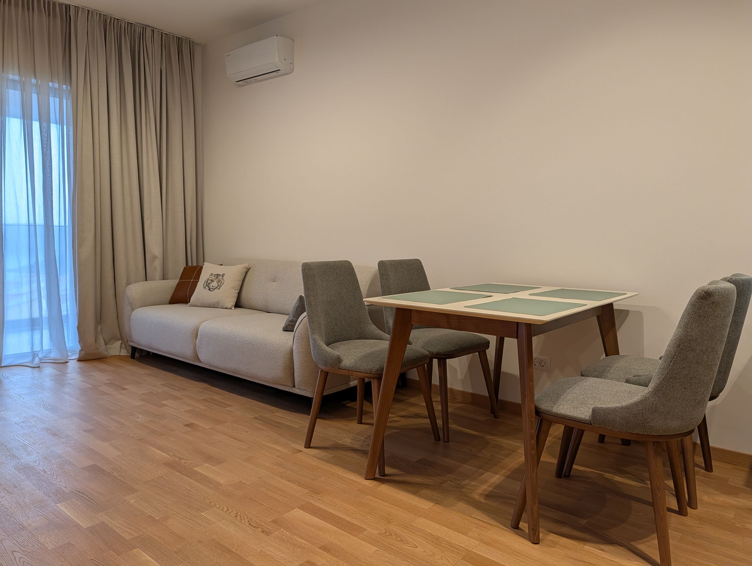 PXL_20251205_113218691