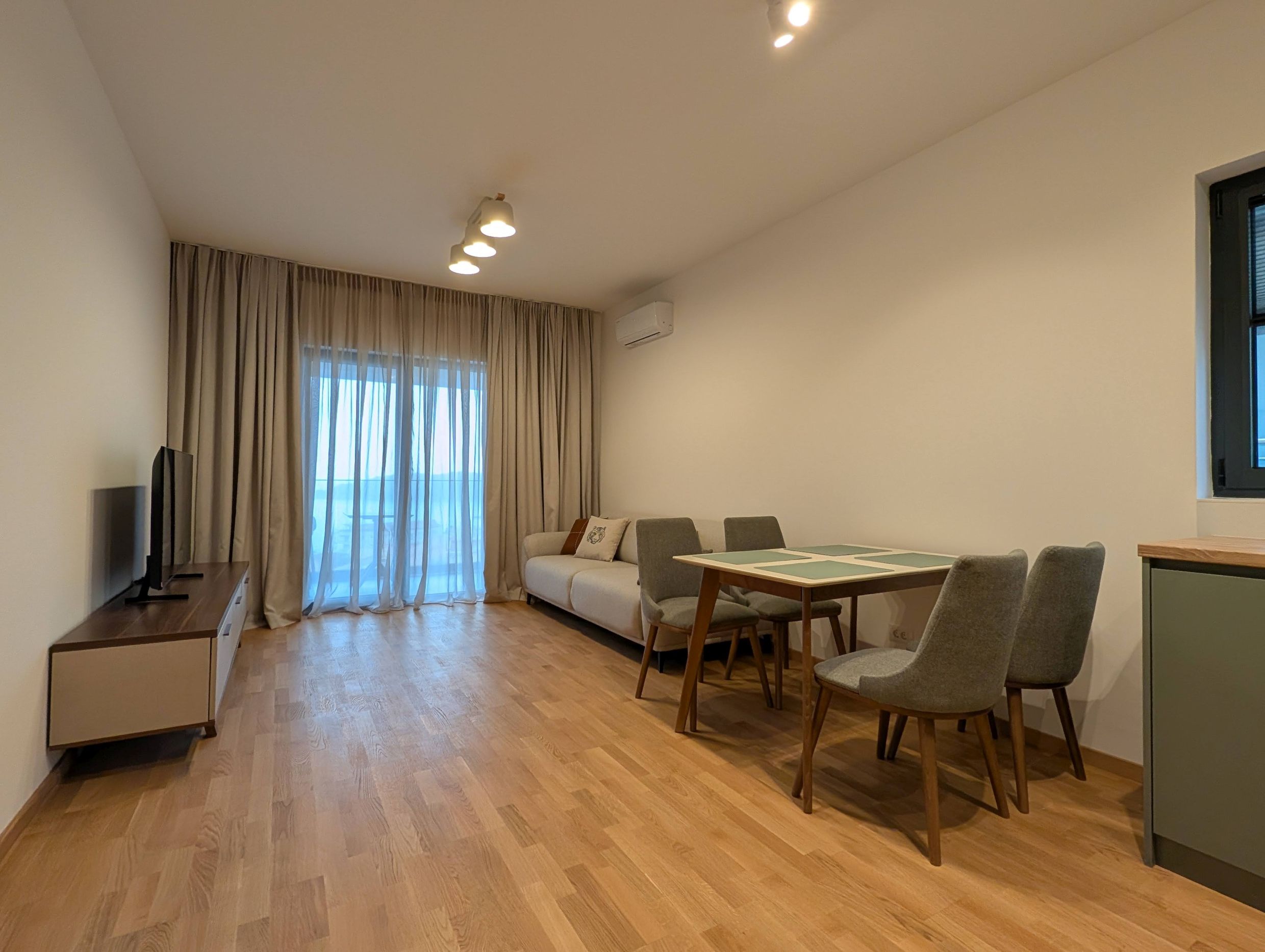 PXL_20251205_113231771