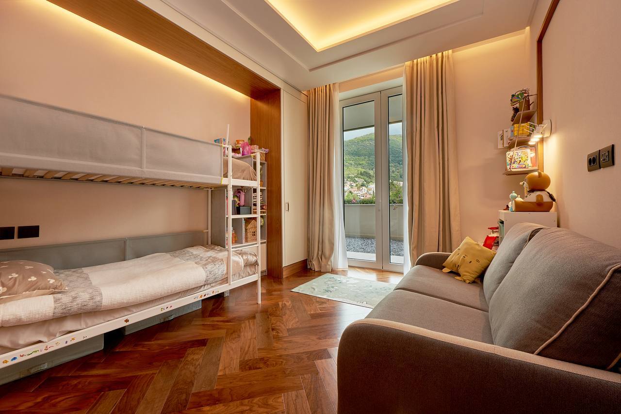 photo_5778618703246200164_y (1)