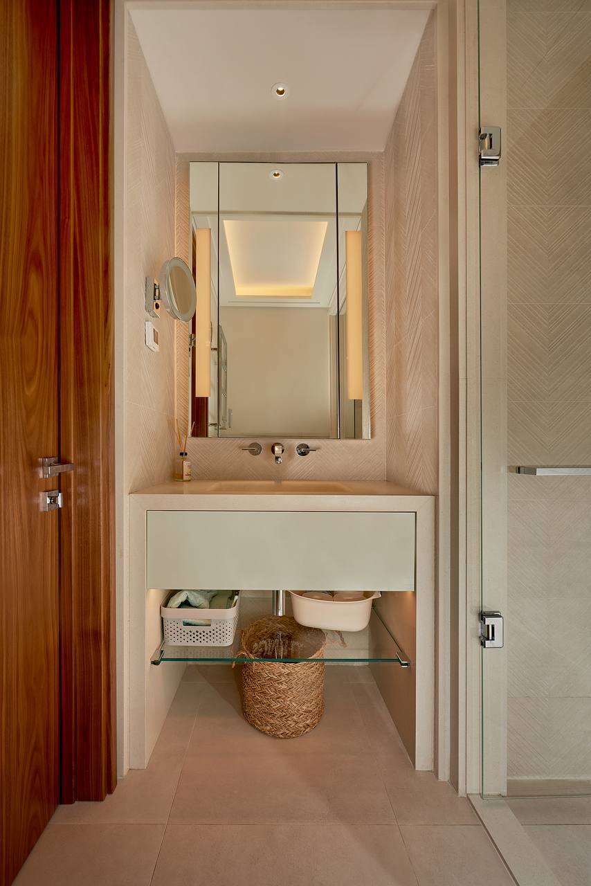 photo_5778618703246200167_y (1)