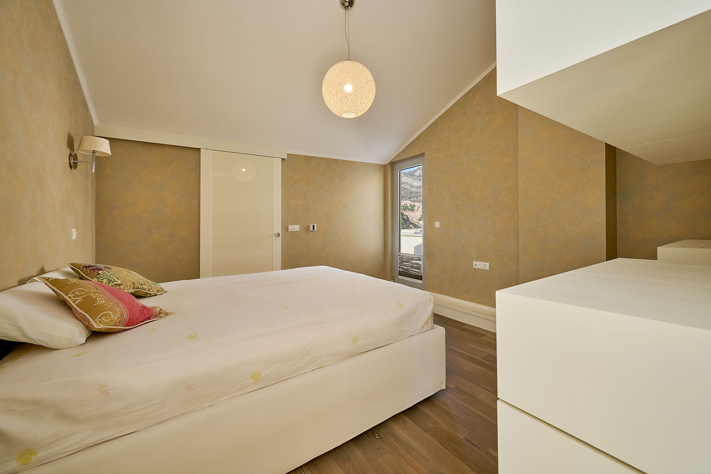 3_ bedroom_budva_040